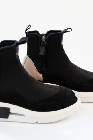 Black/quarz